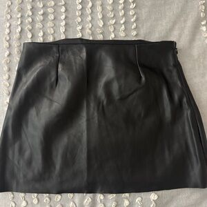 White Fox Boutique Black Mini Skirt